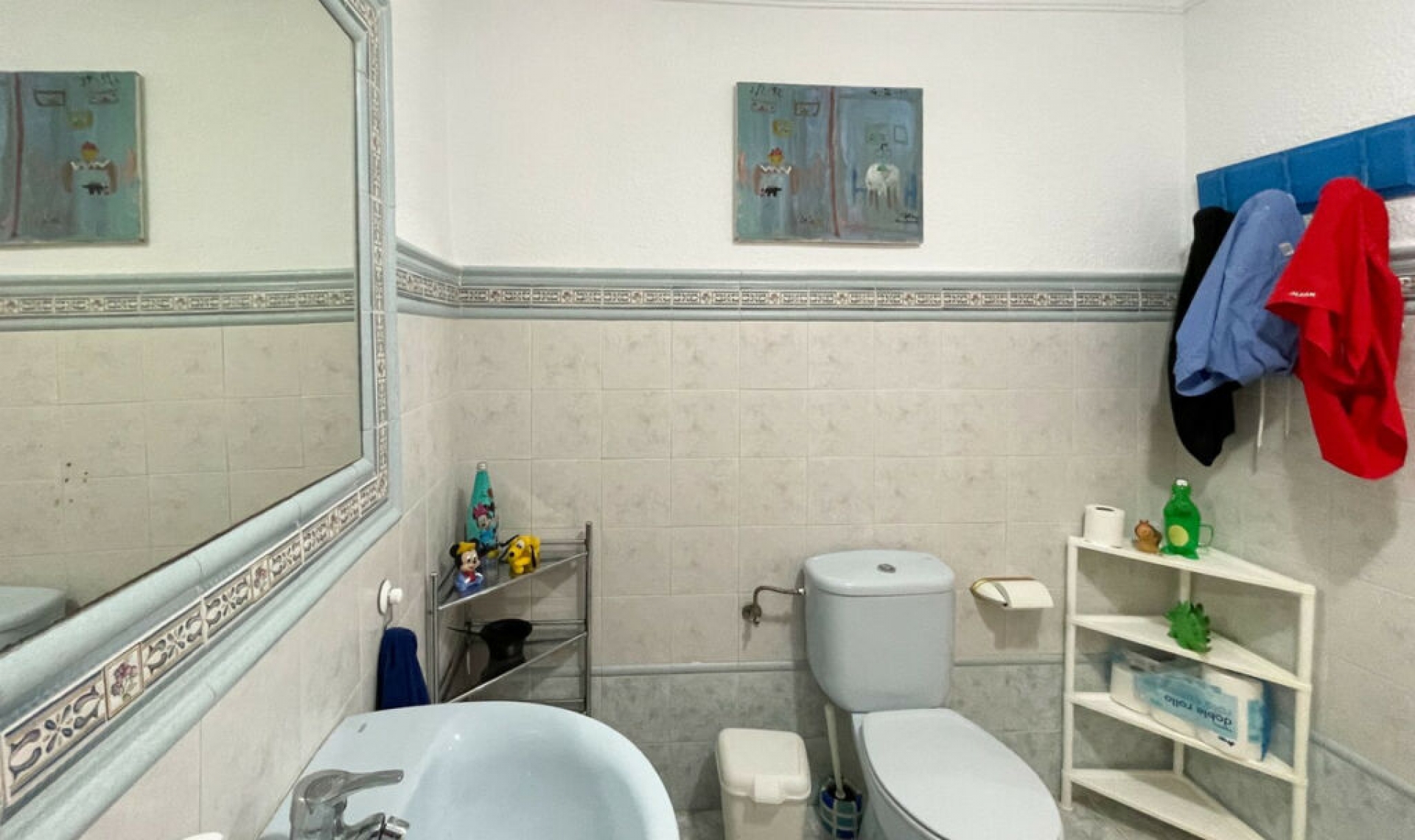 Resale - House -
Fuengirola