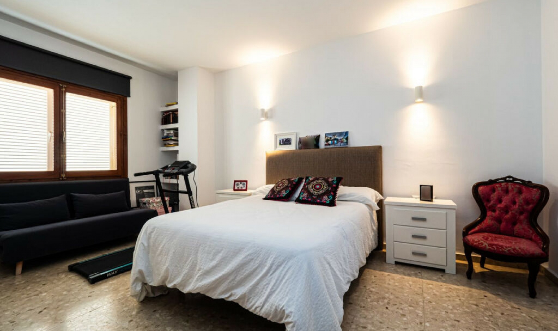 Resale - House -
Fuengirola