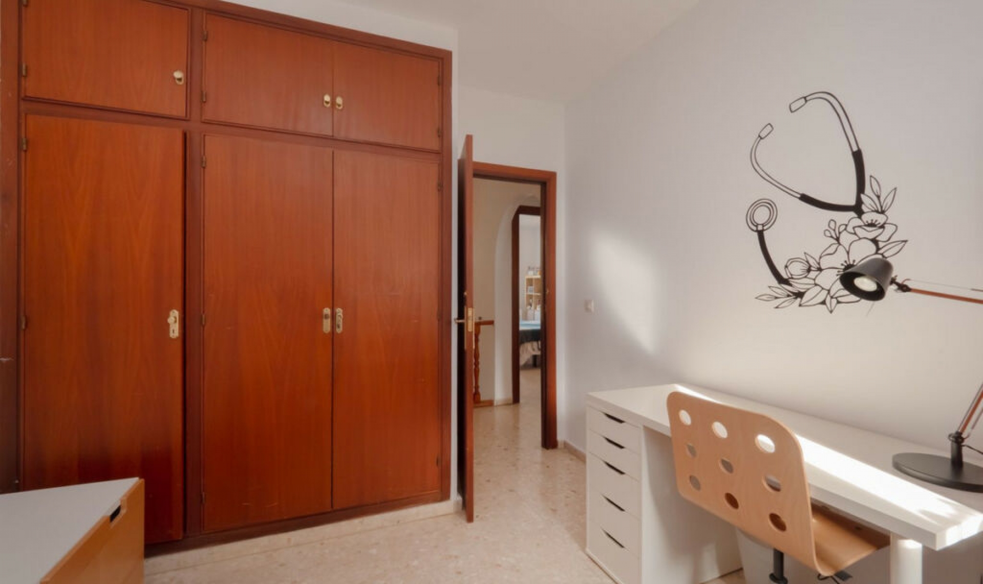 Resale - House -
Fuengirola
