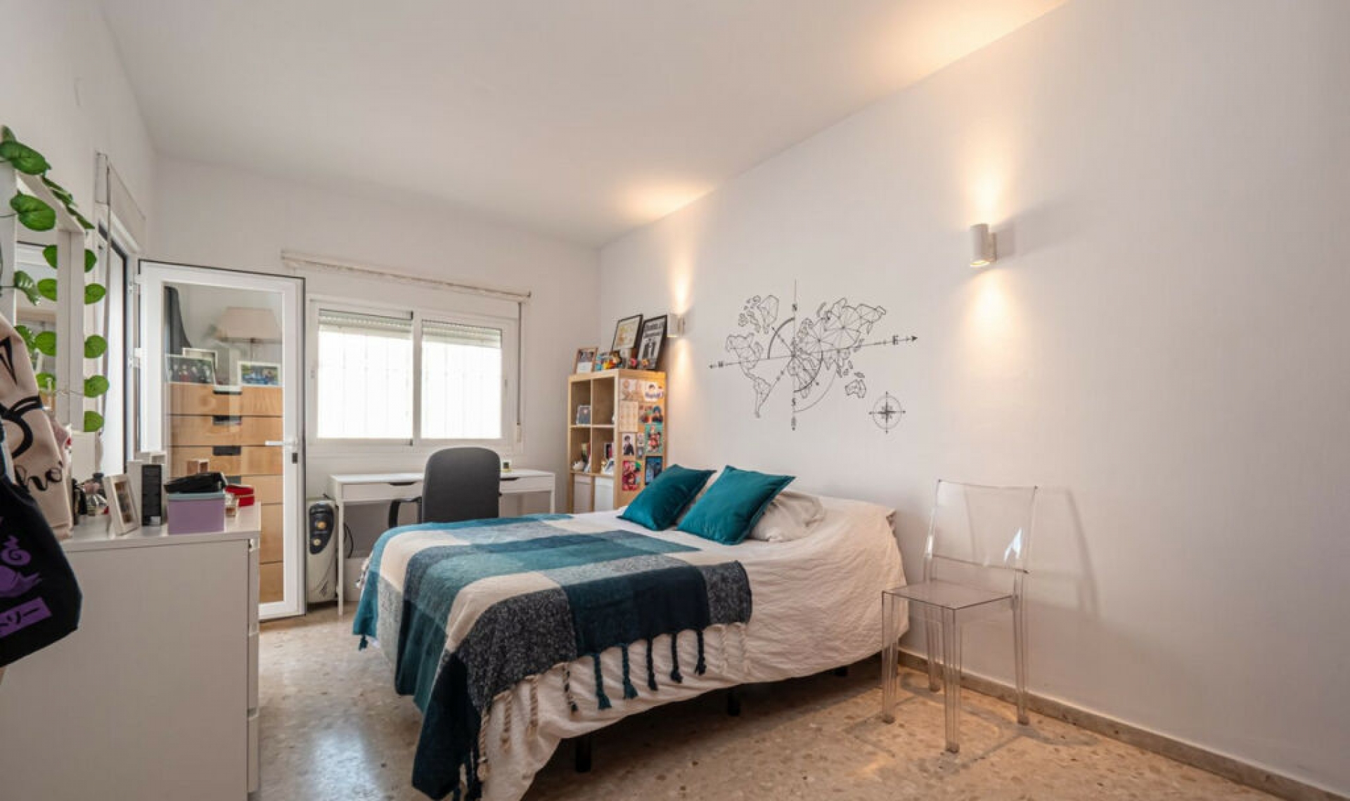 Resale - House -
Fuengirola