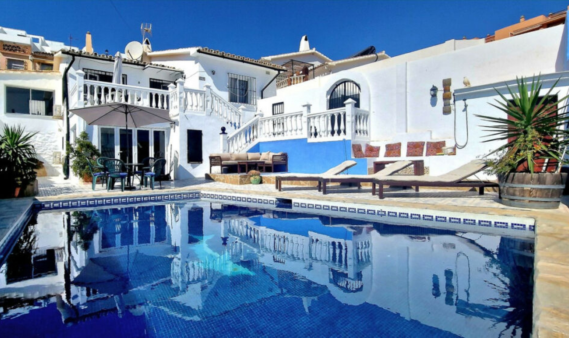 Resale - House -
Fuengirola