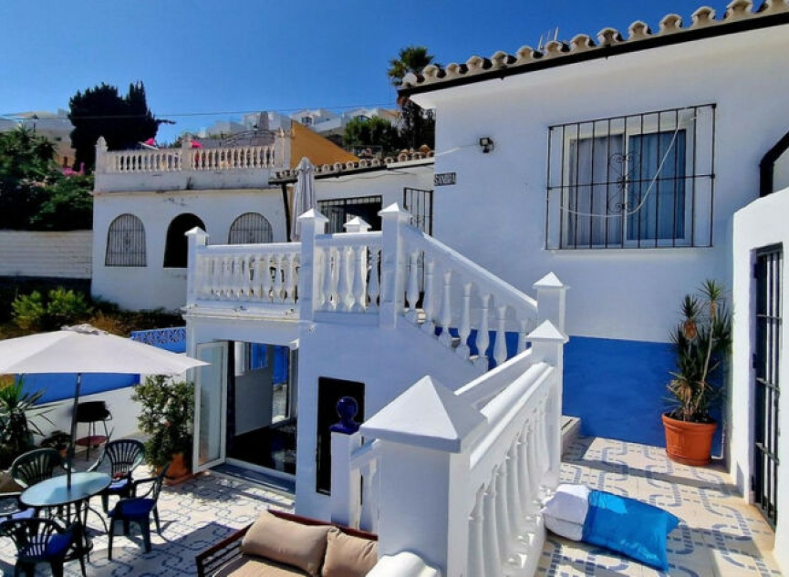 Resale - House -
Fuengirola