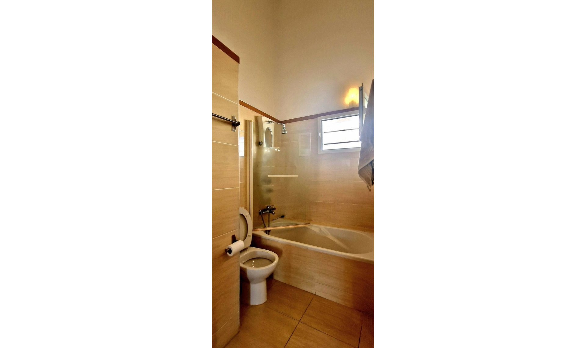 Resale - House -
Fuengirola