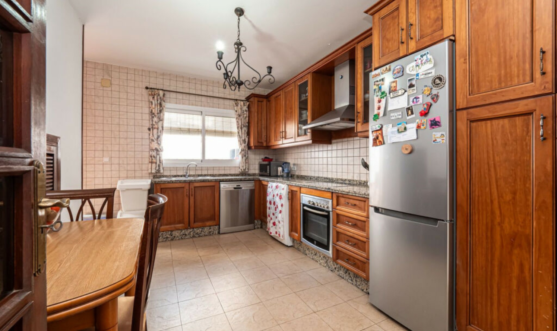 Resale - House -
Fuengirola