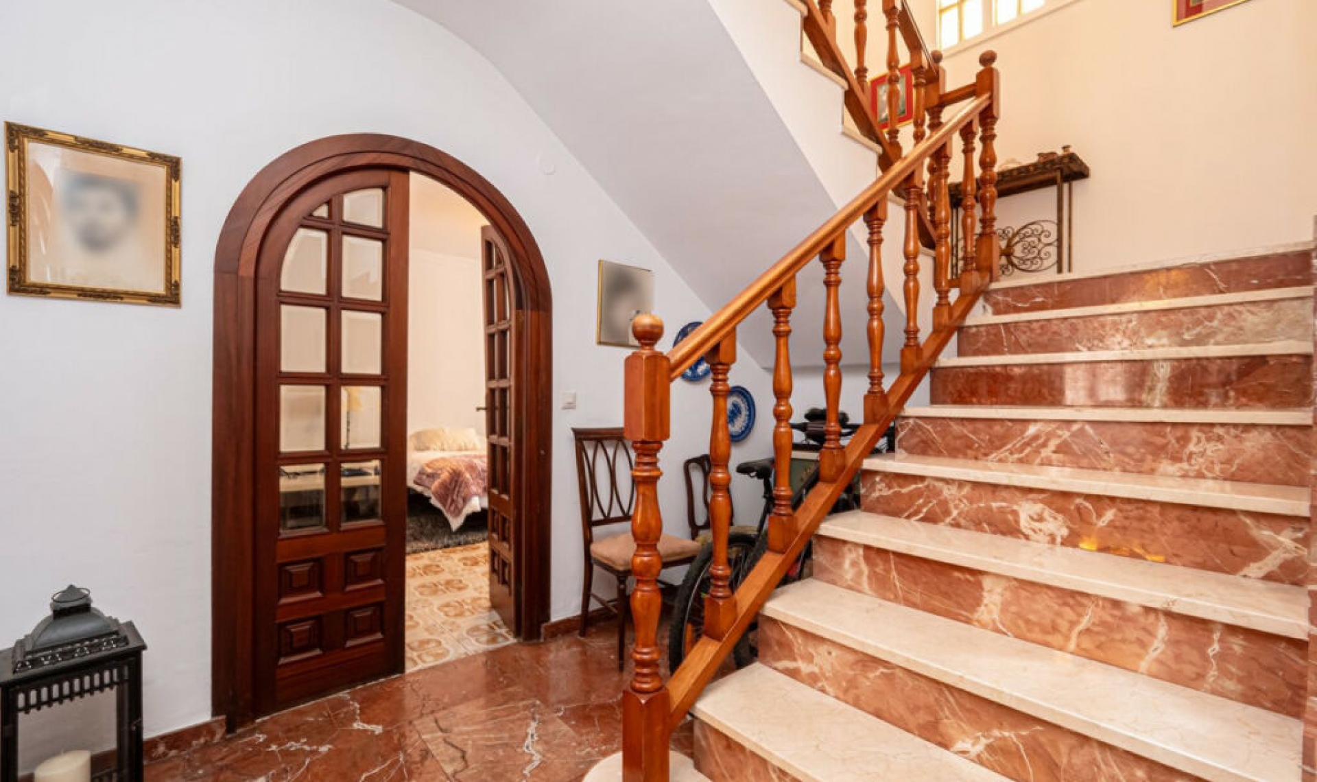 Resale - House -
Fuengirola