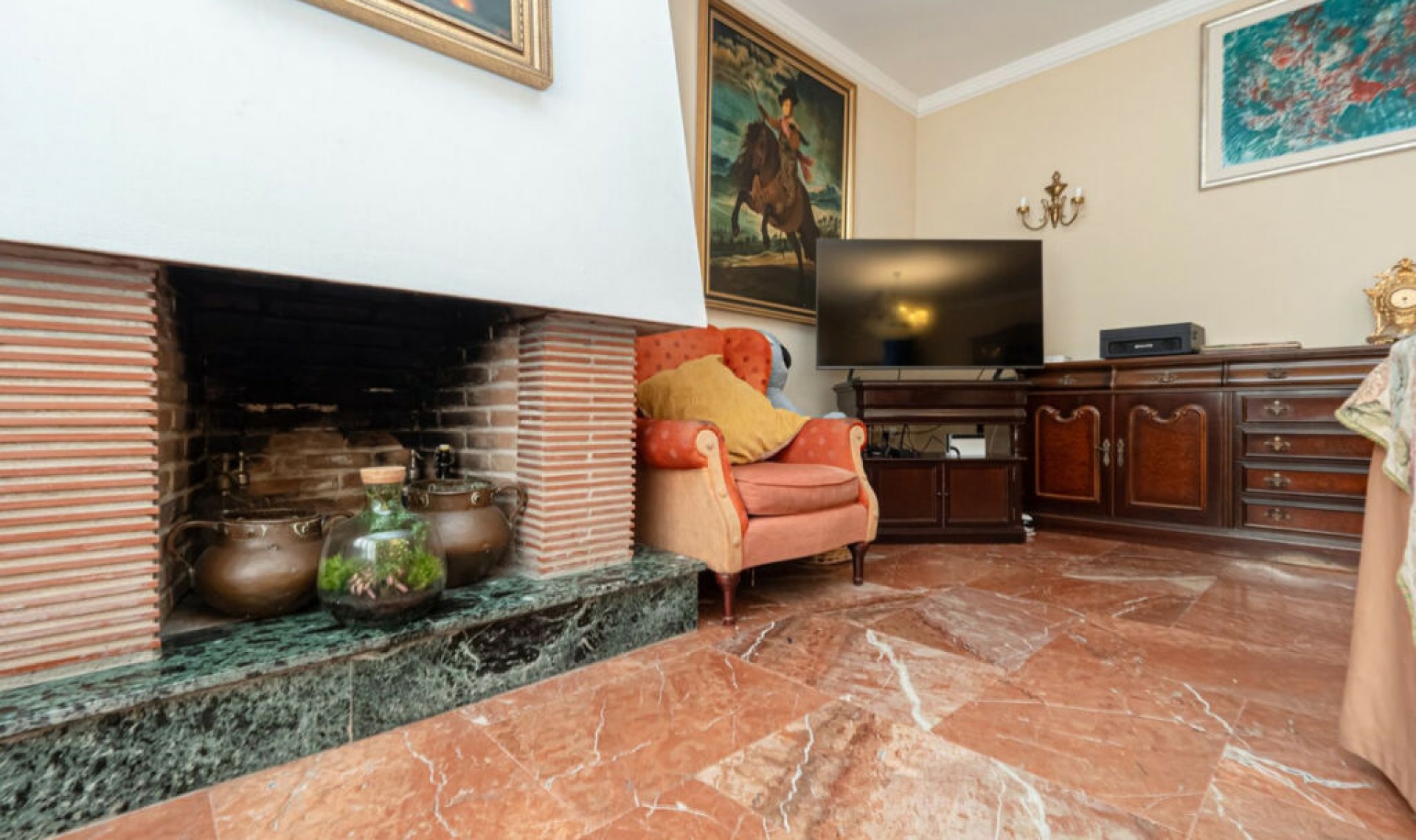 Resale - House -
Fuengirola