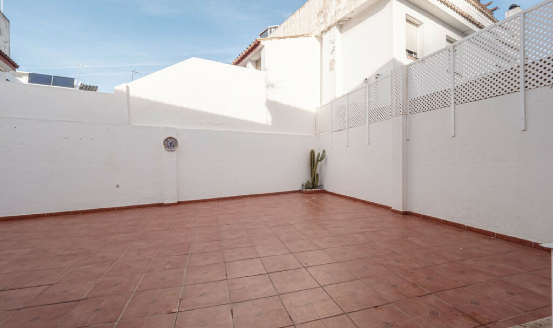 Resale - House -
Fuengirola