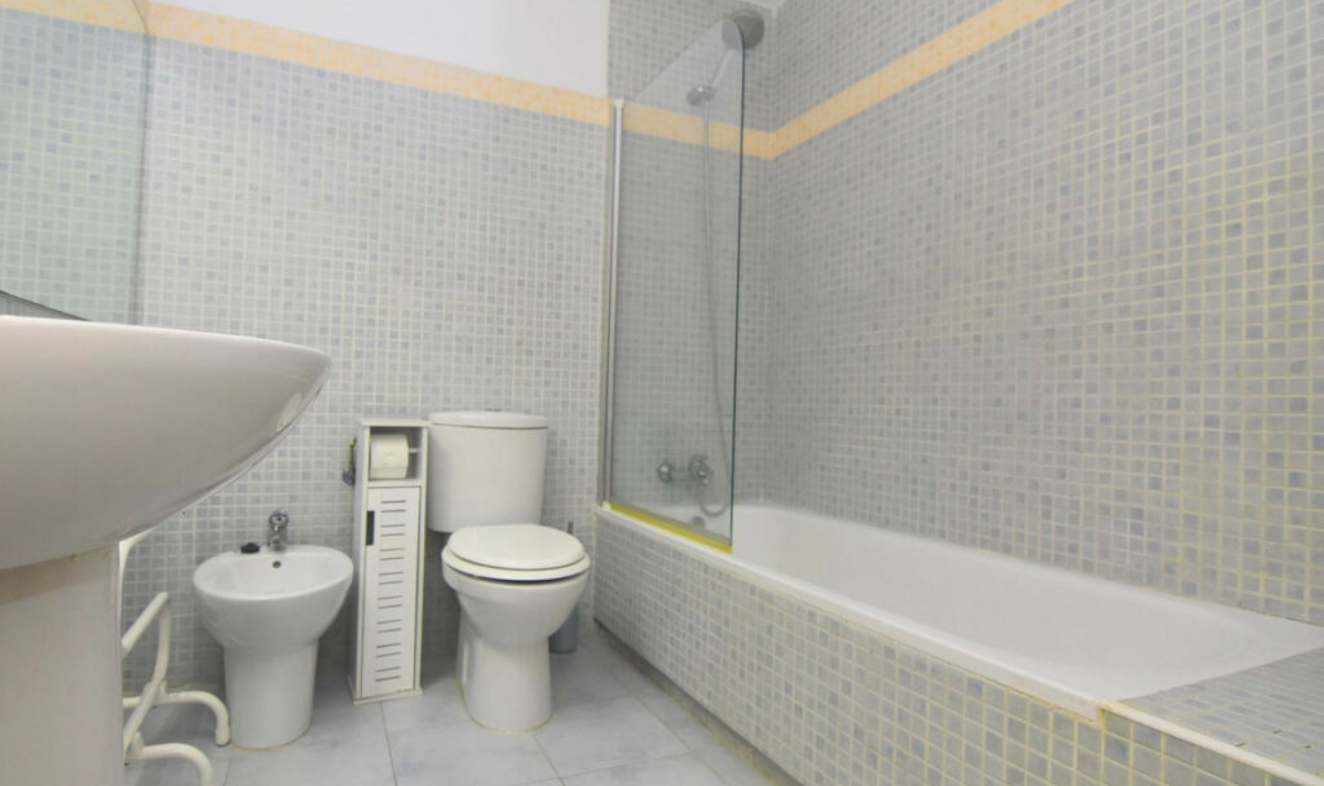 Resale - House -
Fuengirola