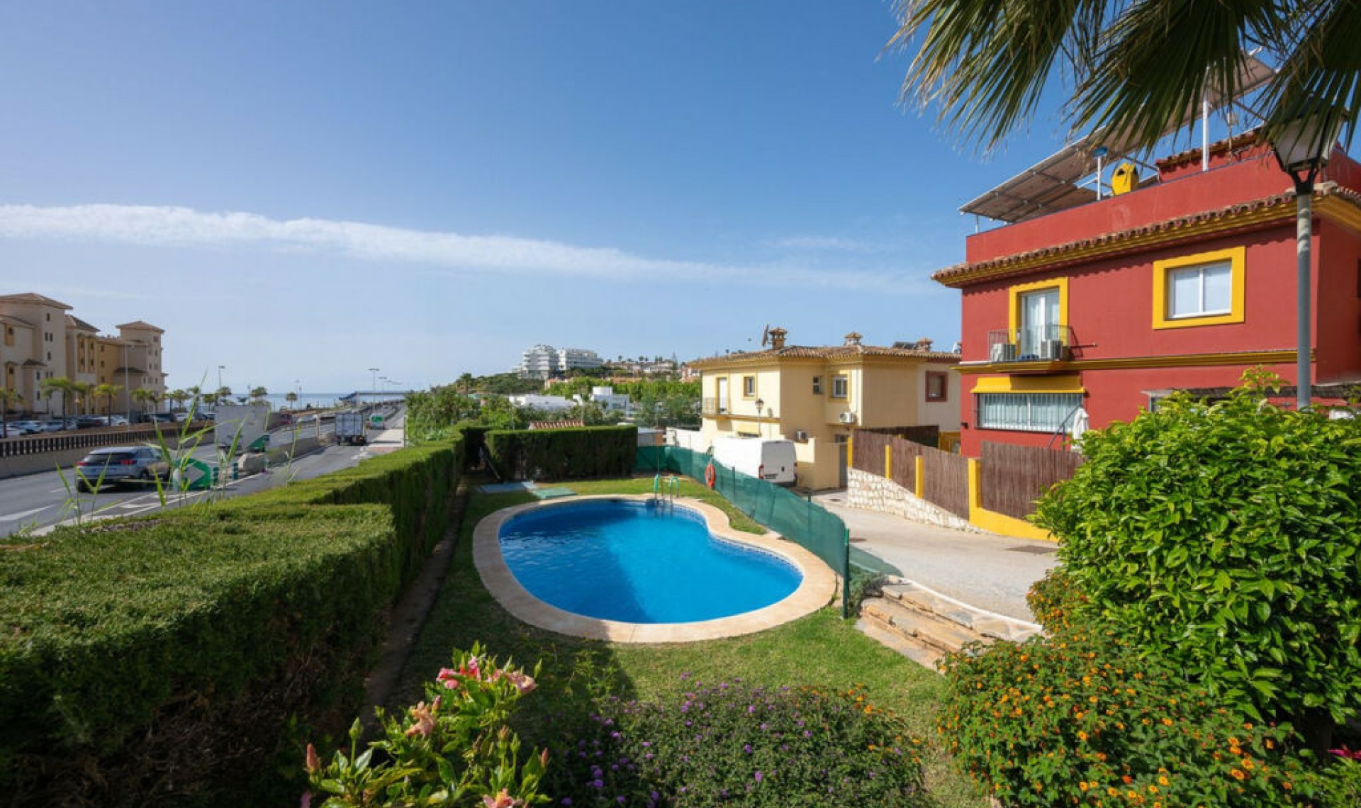 Resale - House -
Fuengirola