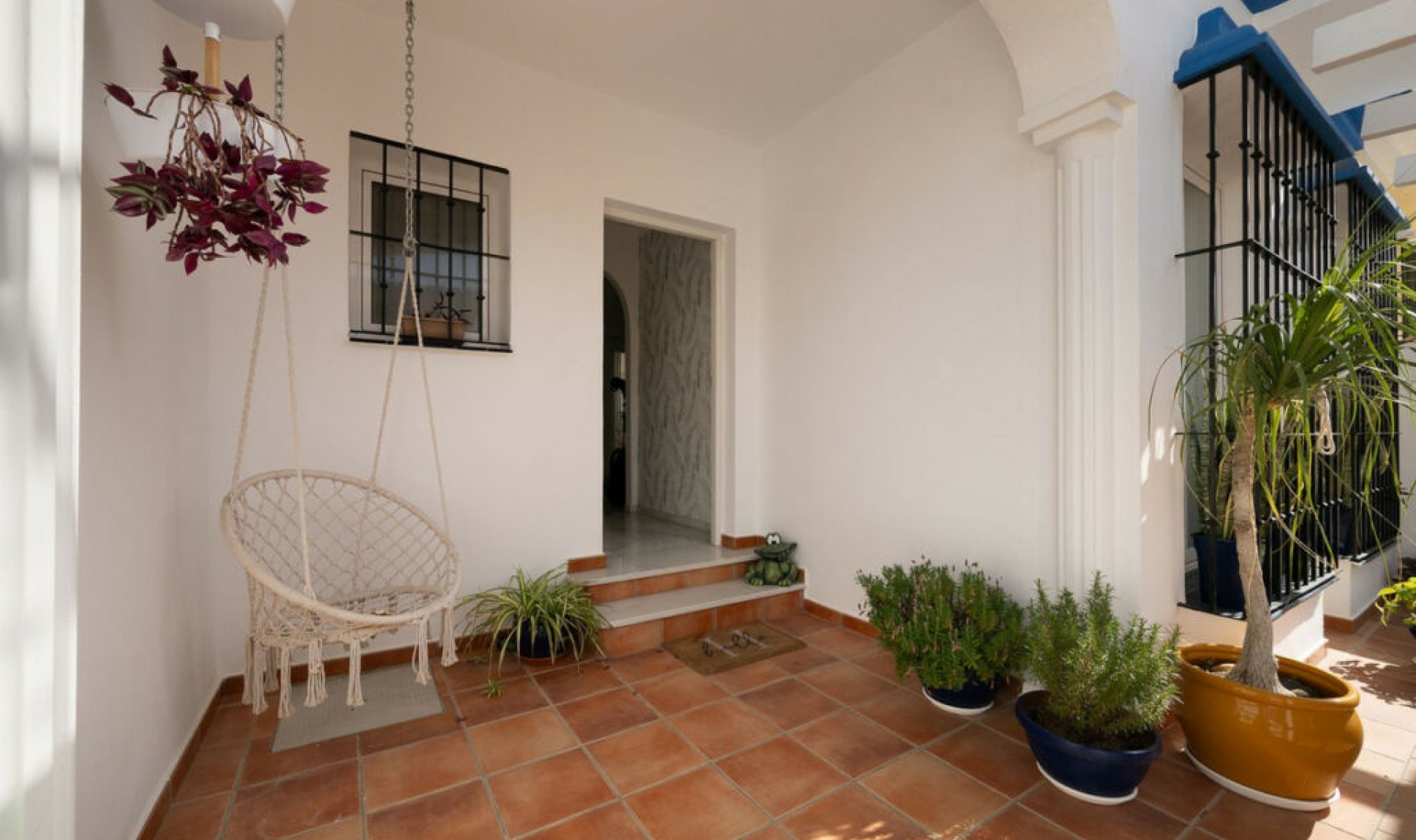 Resale - House -
Fuengirola
