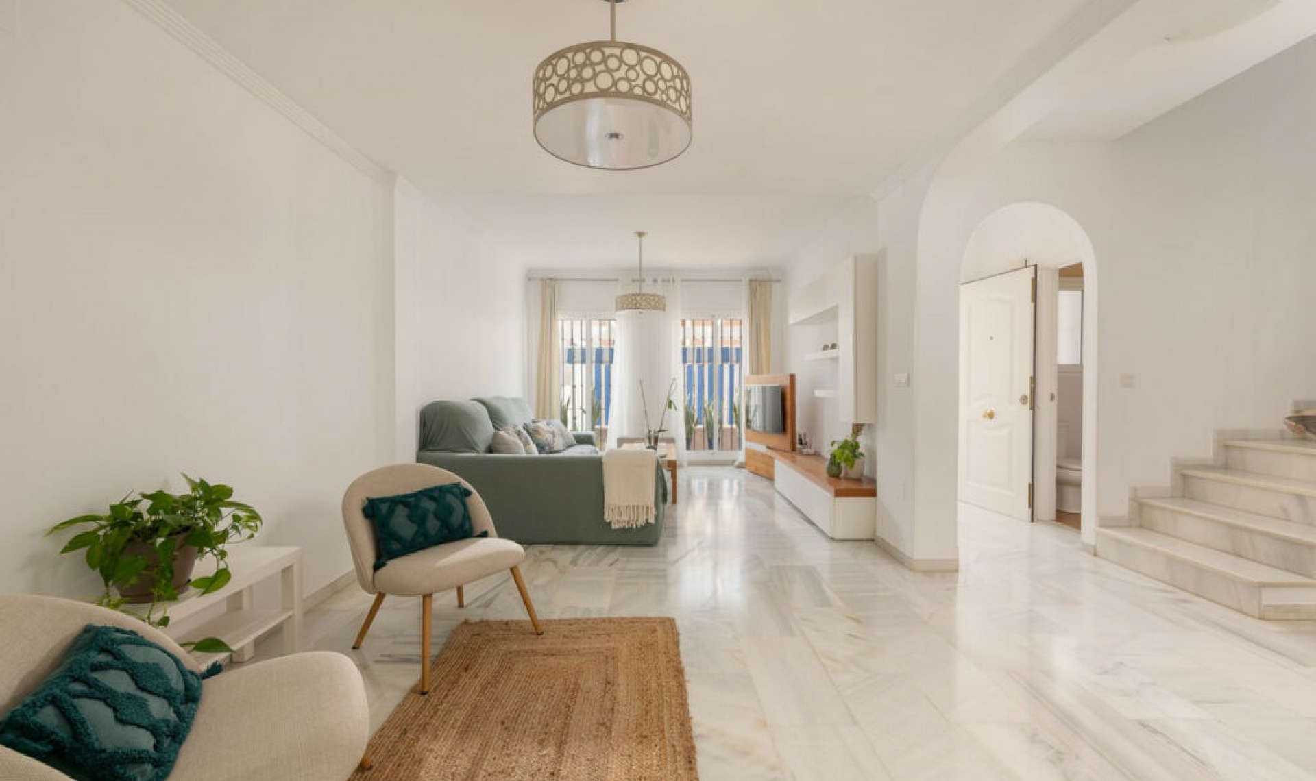 Resale - House -
Fuengirola