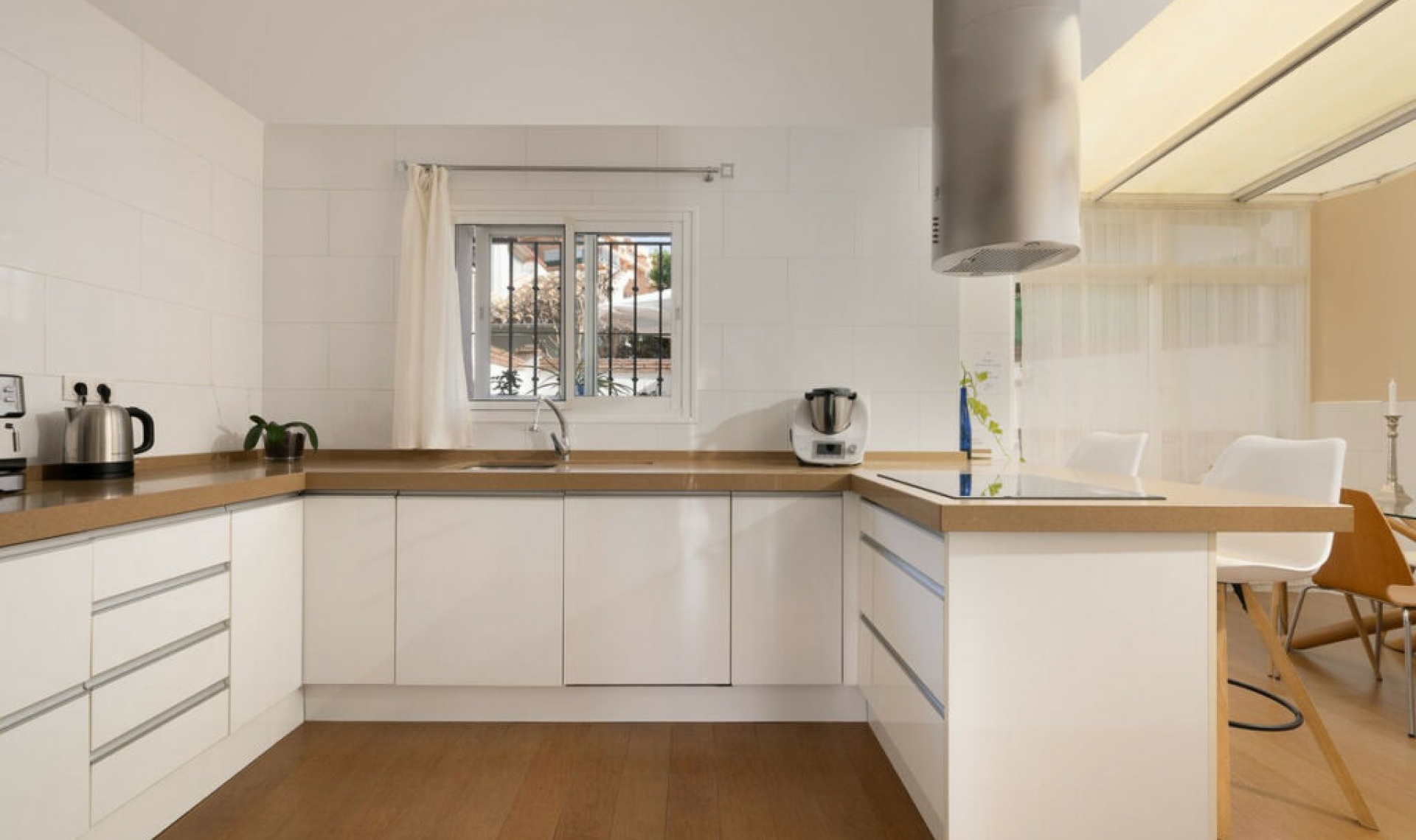 Resale - House -
Fuengirola