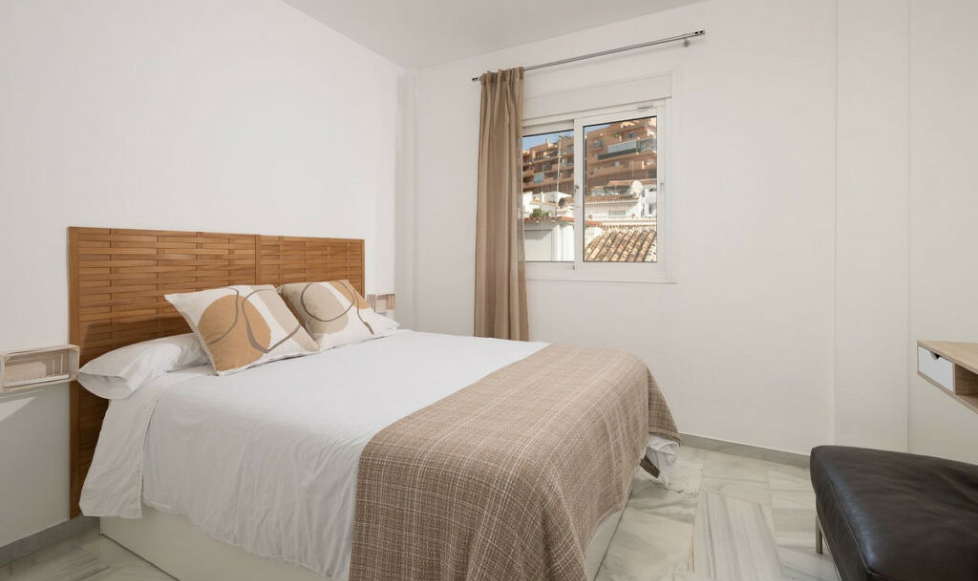 Resale - House -
Fuengirola