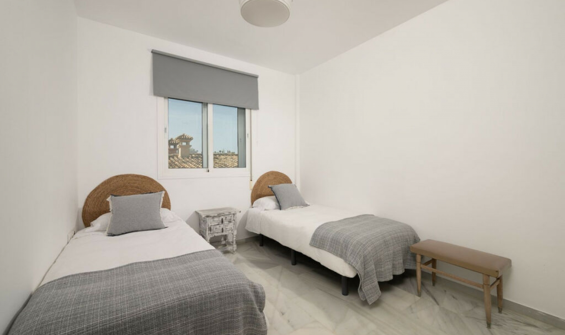 Resale - House -
Fuengirola