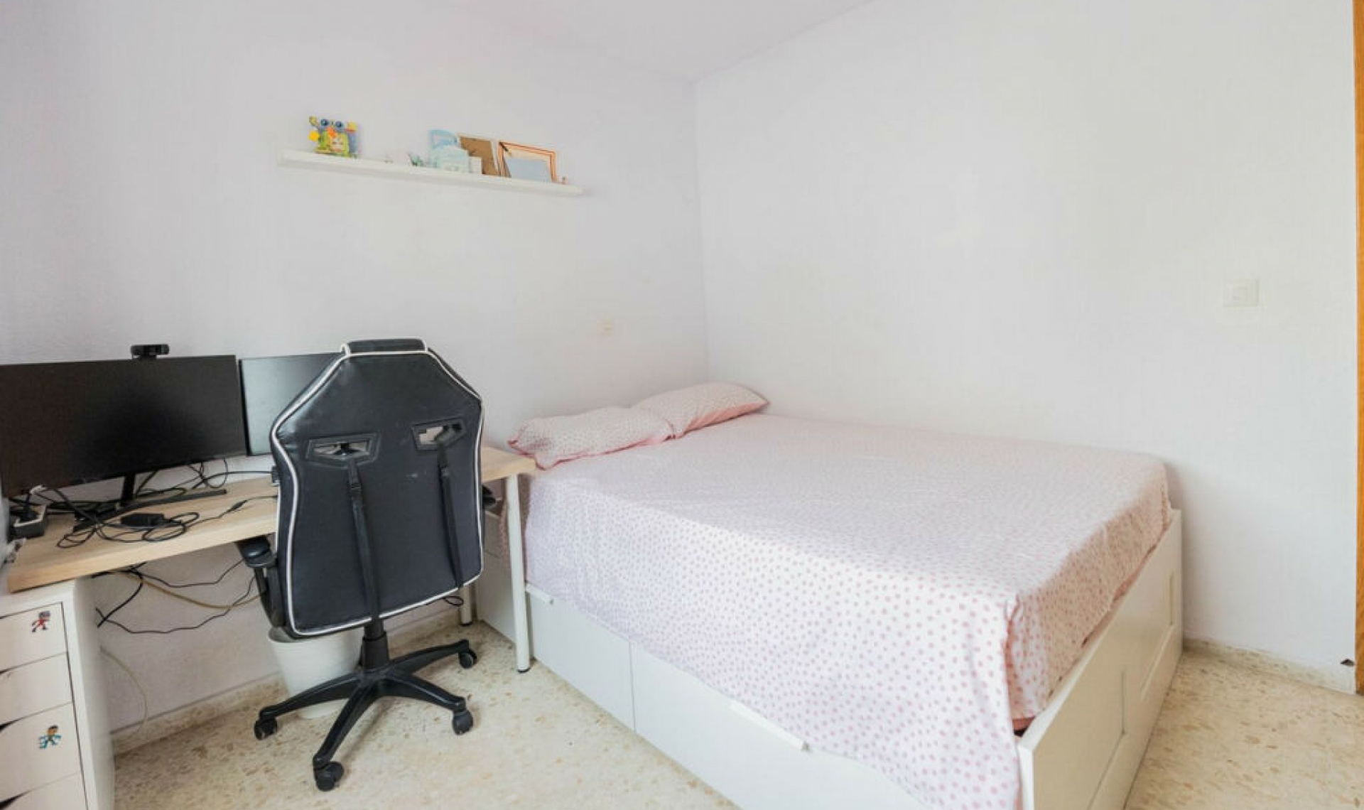 Resale - House -
Fuengirola