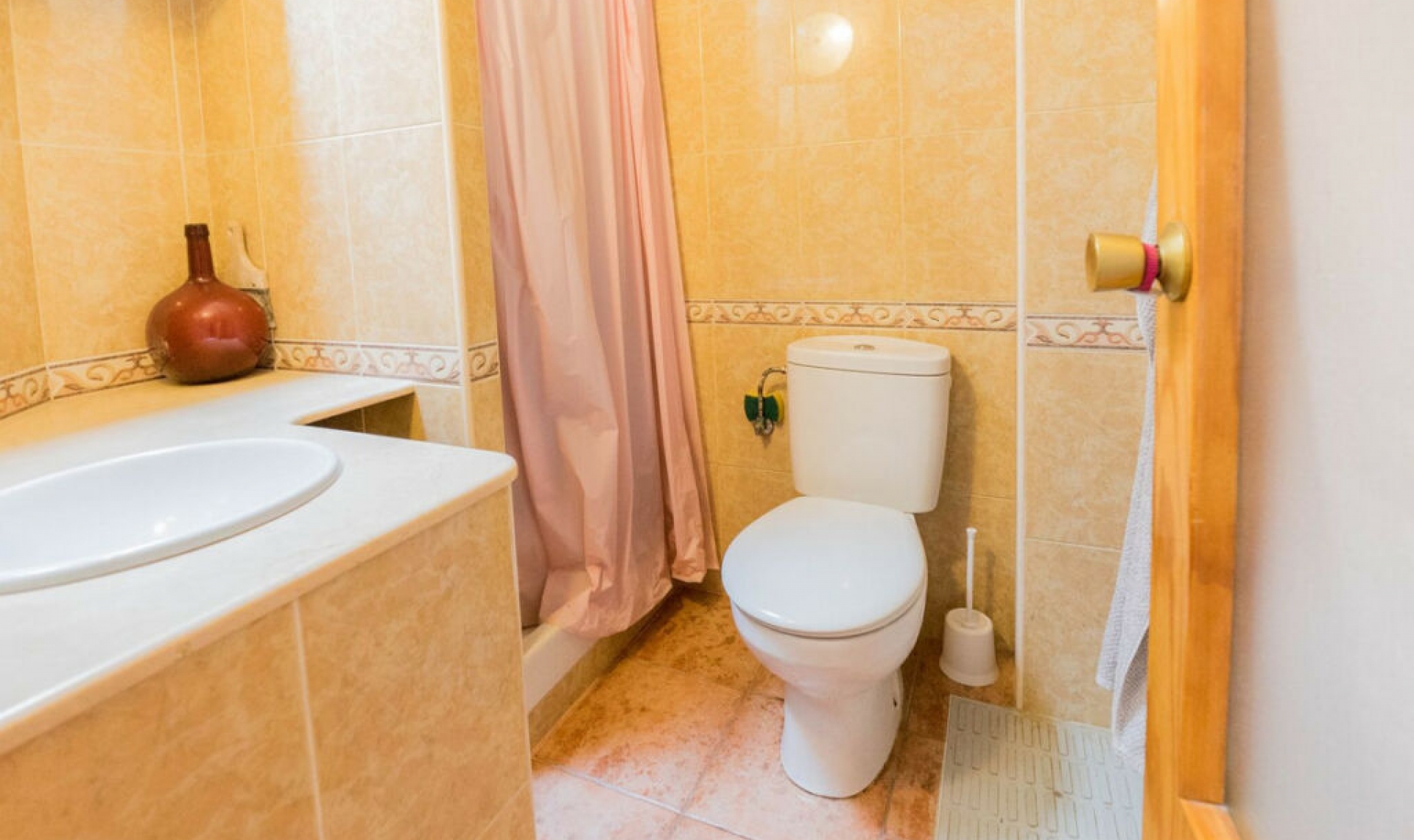 Resale - House -
Fuengirola