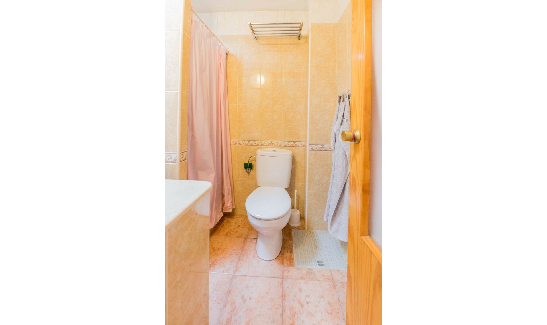 Resale - House -
Fuengirola