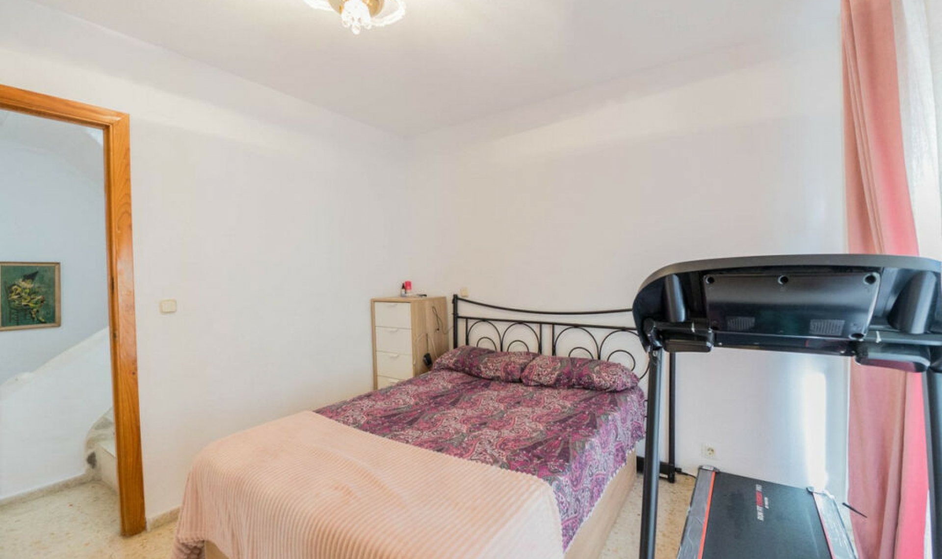 Resale - House -
Fuengirola