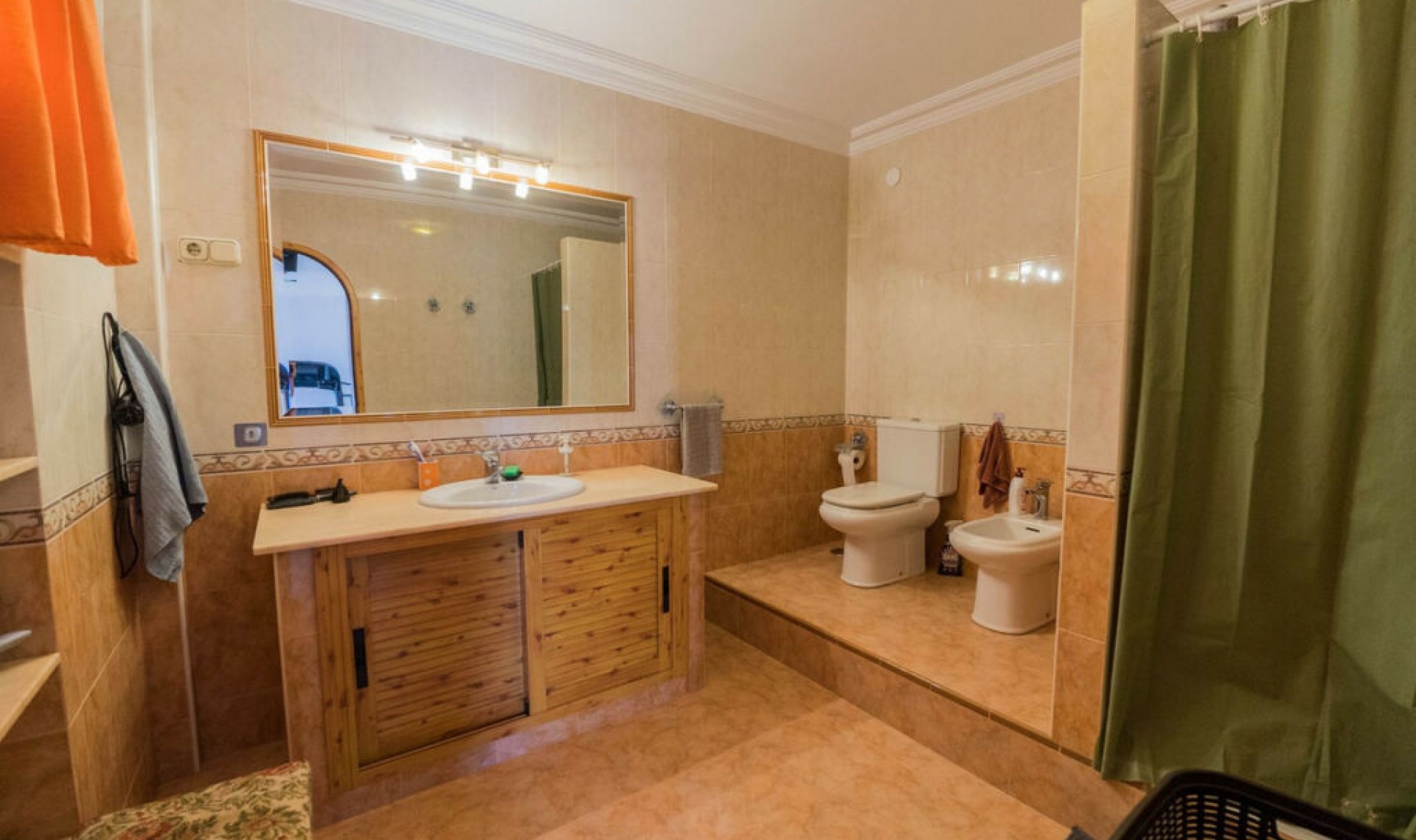 Resale - House -
Fuengirola