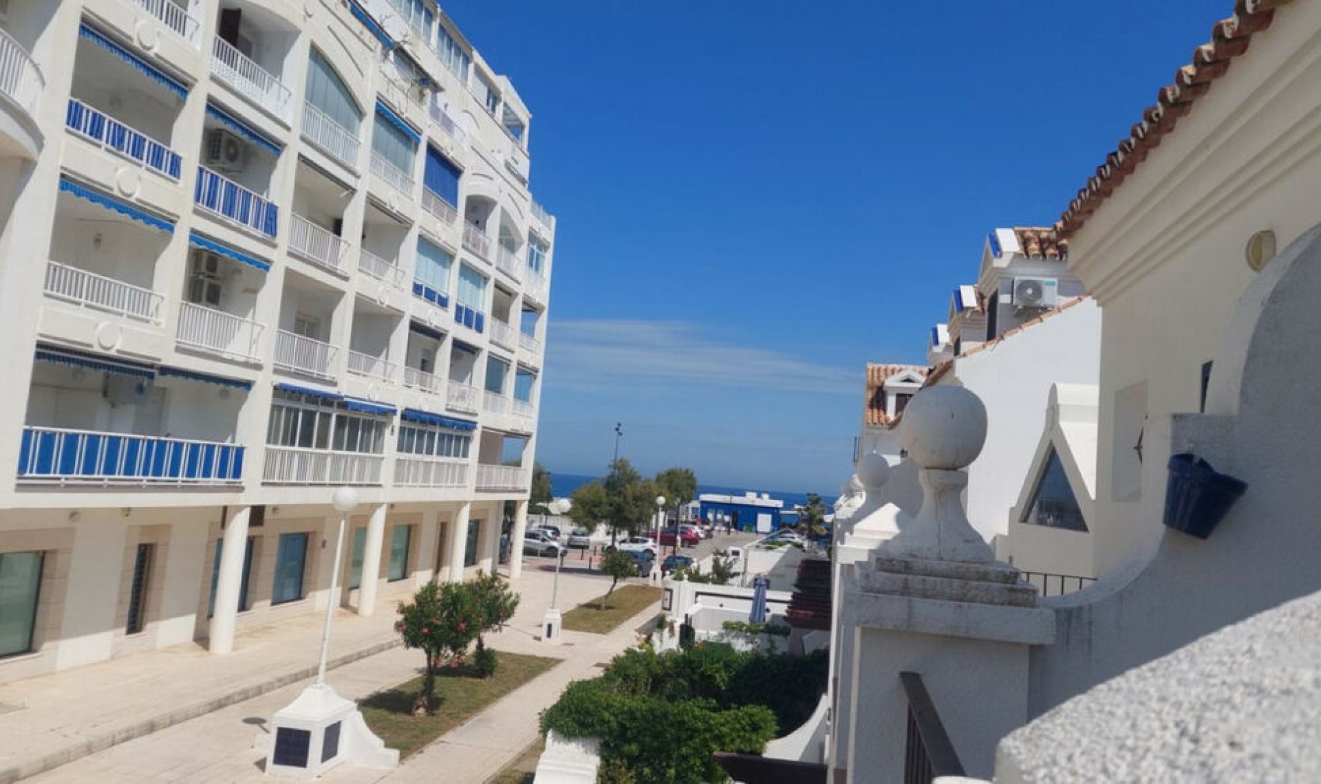 Resale - House -
Fuengirola