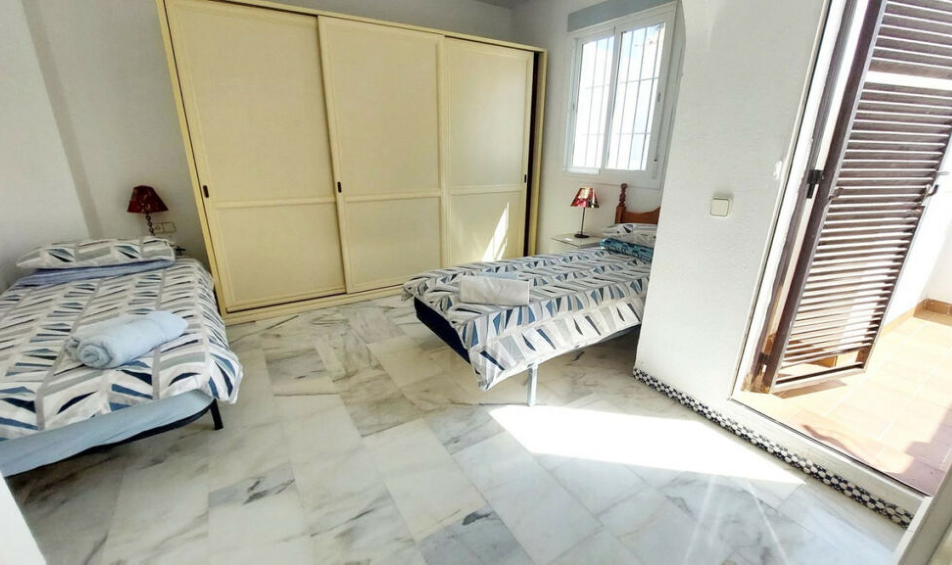 Resale - House -
Fuengirola