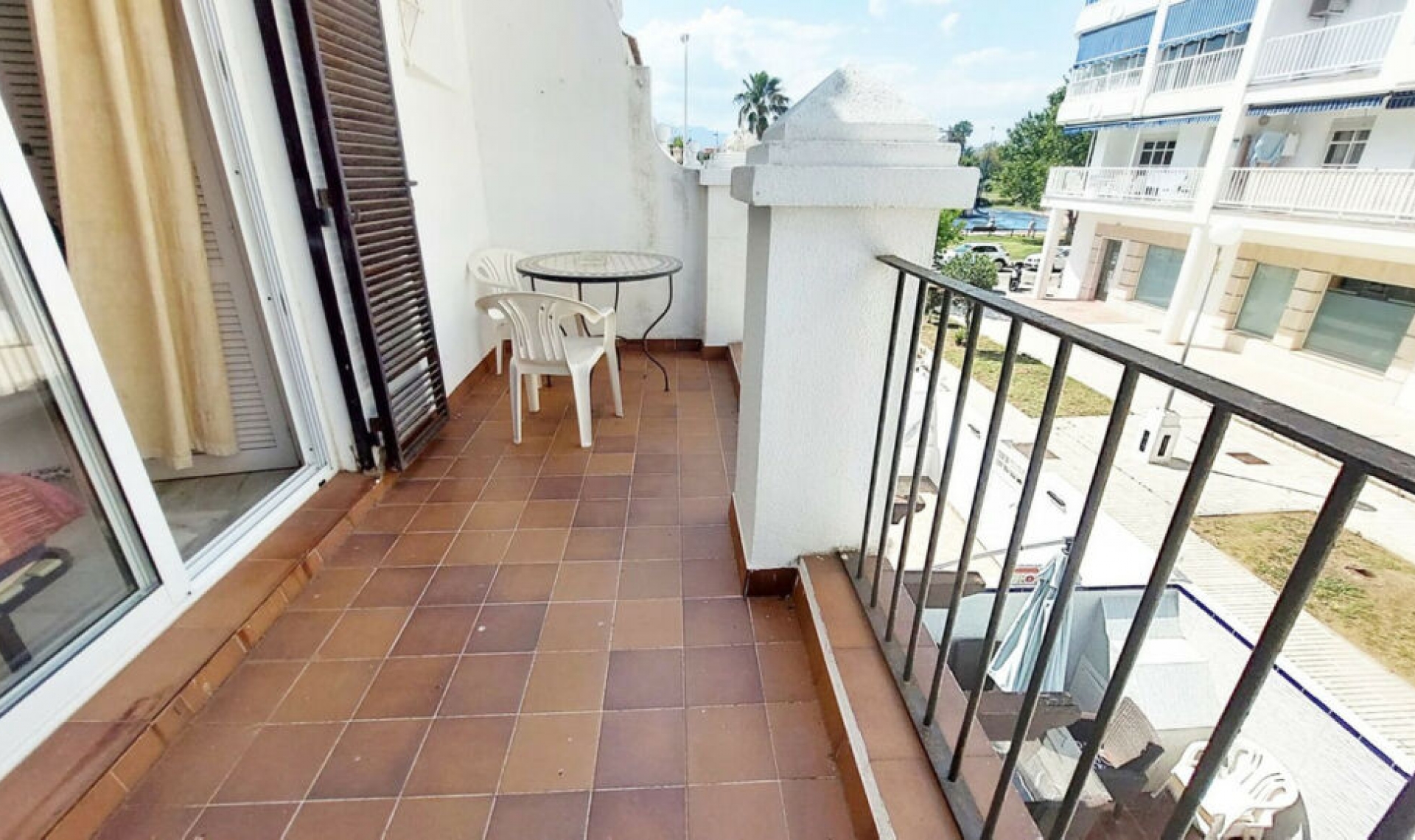 Resale - House -
Fuengirola