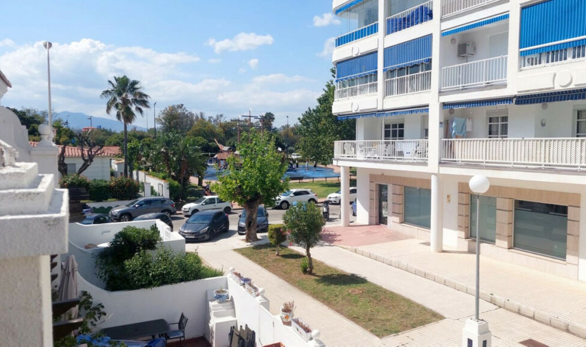 Resale - House -
Fuengirola