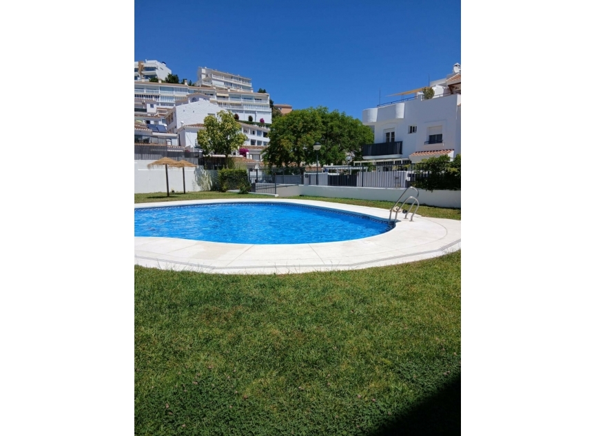 Resale - House -
Fuengirola