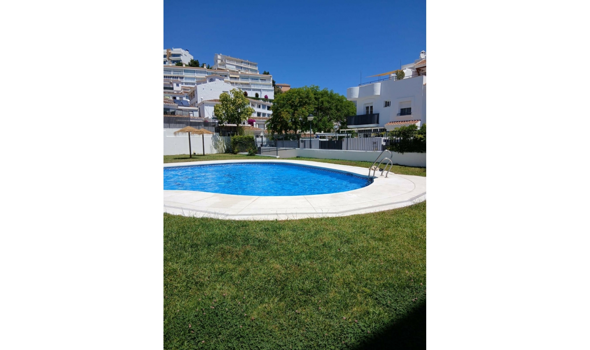 Resale - House -
Fuengirola