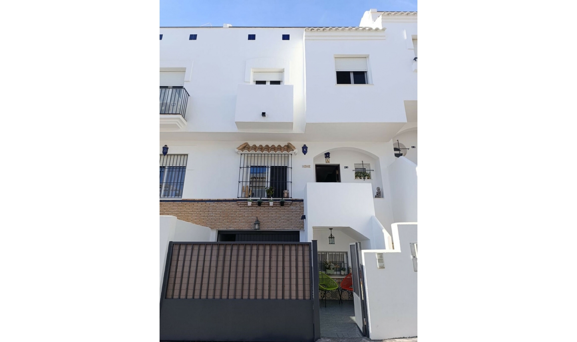 Resale - House -
Fuengirola