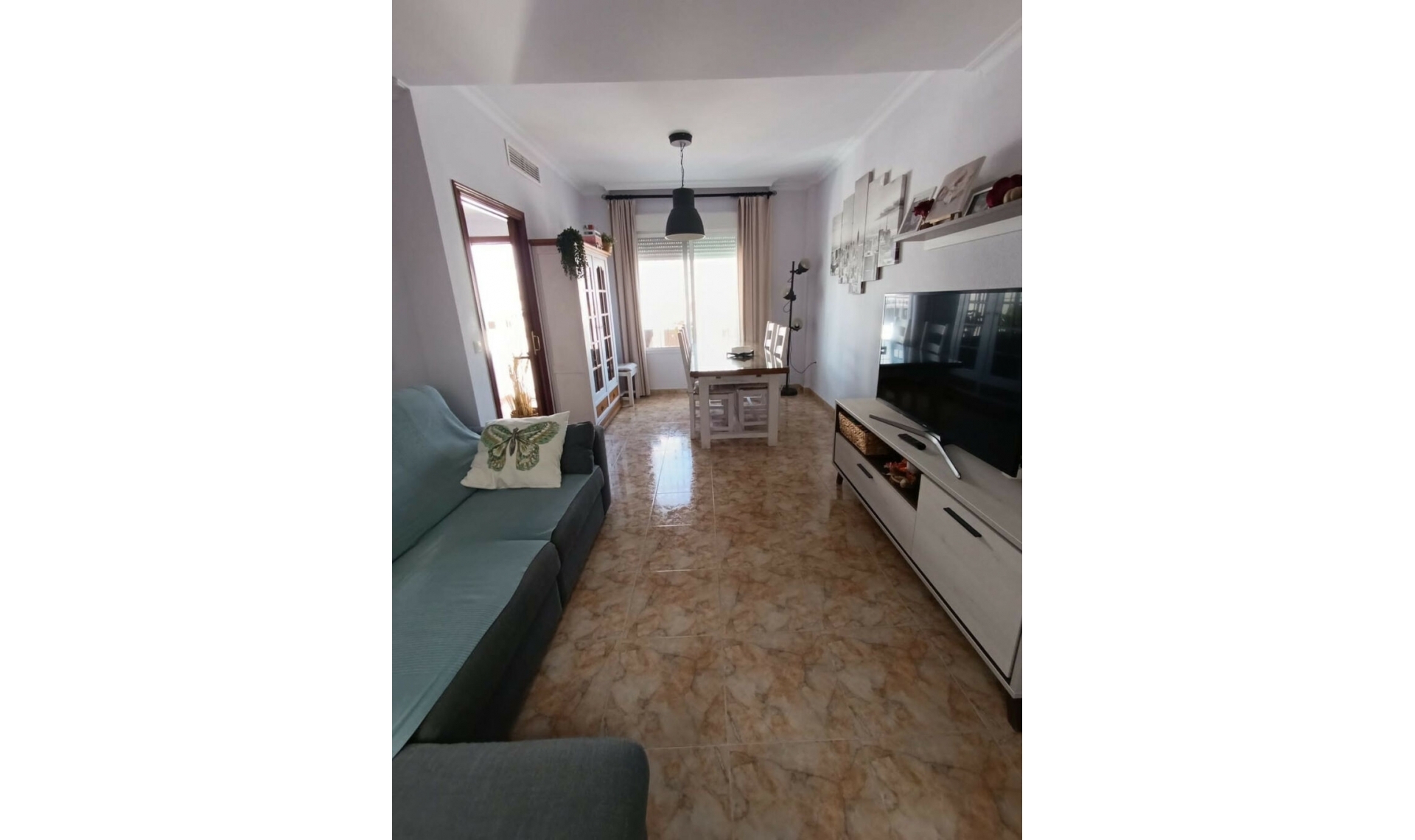 Resale - House -
Fuengirola