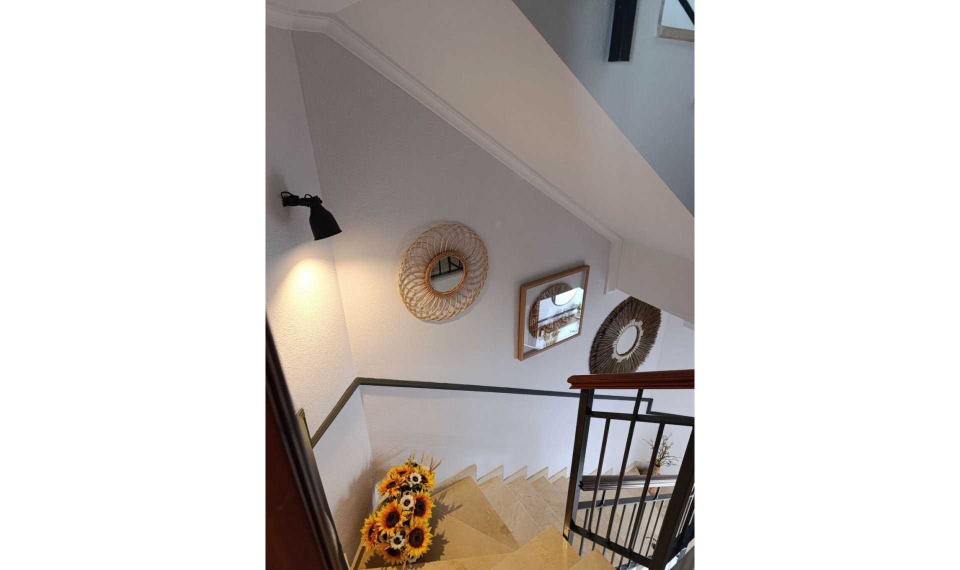 Resale - House -
Fuengirola