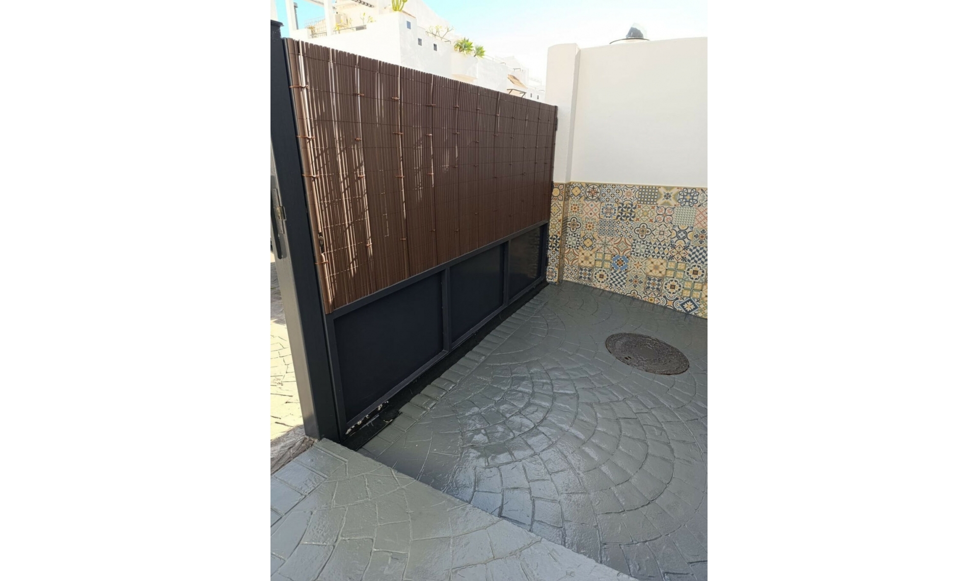 Resale - House -
Fuengirola