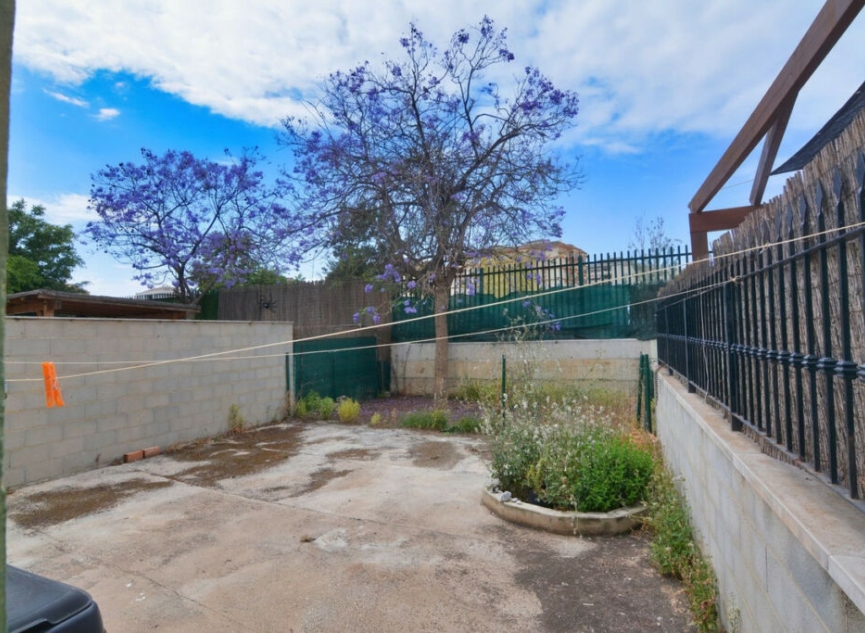 Resale - House -
Fuengirola