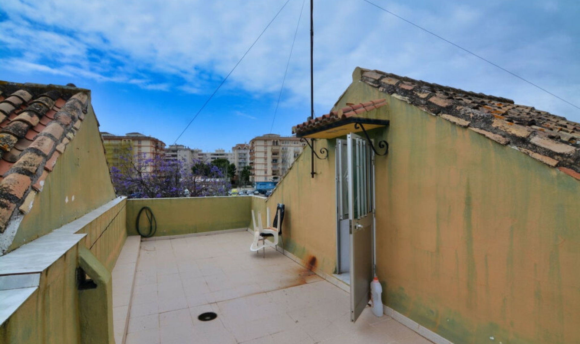 Resale - House -
Fuengirola