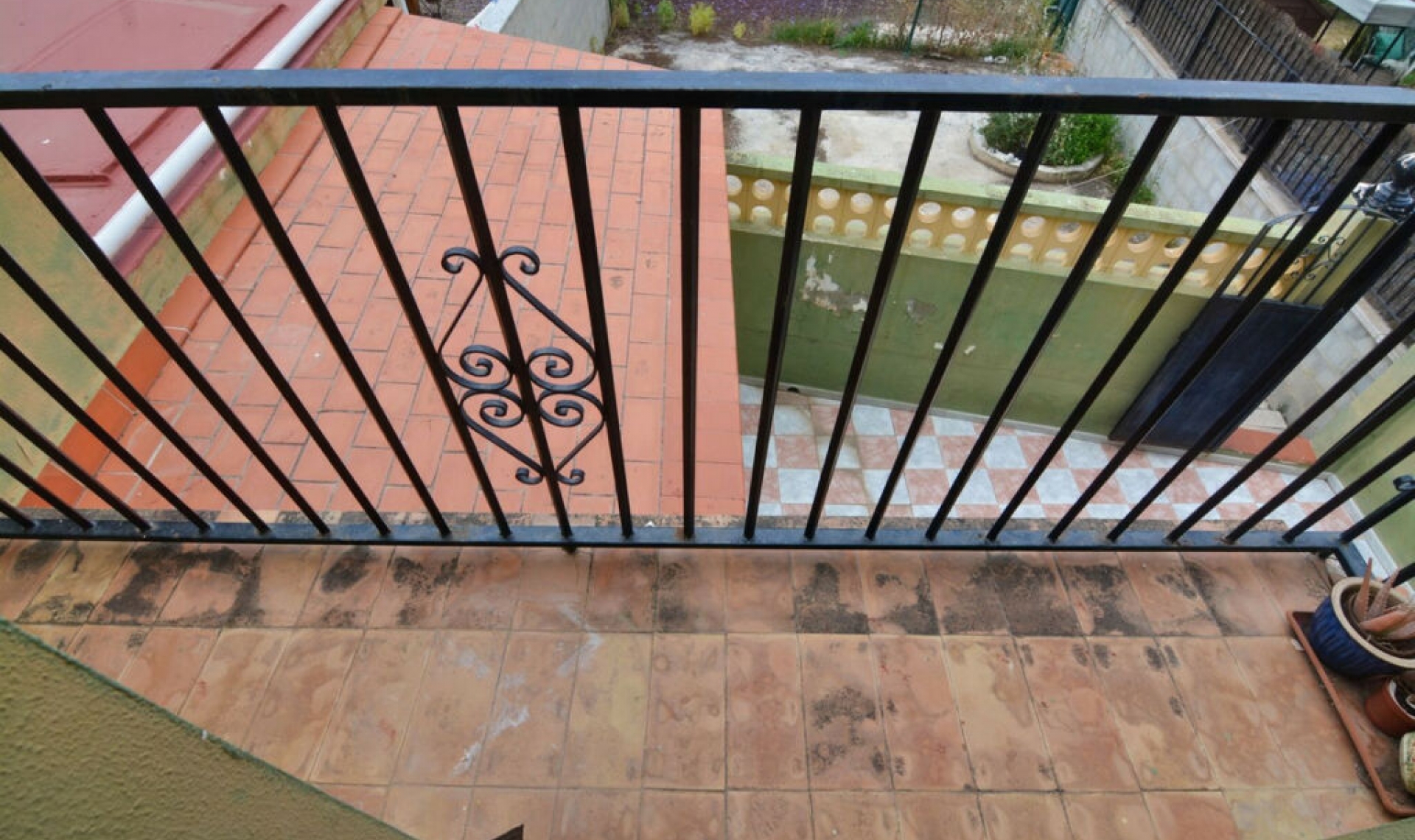 Resale - House -
Fuengirola