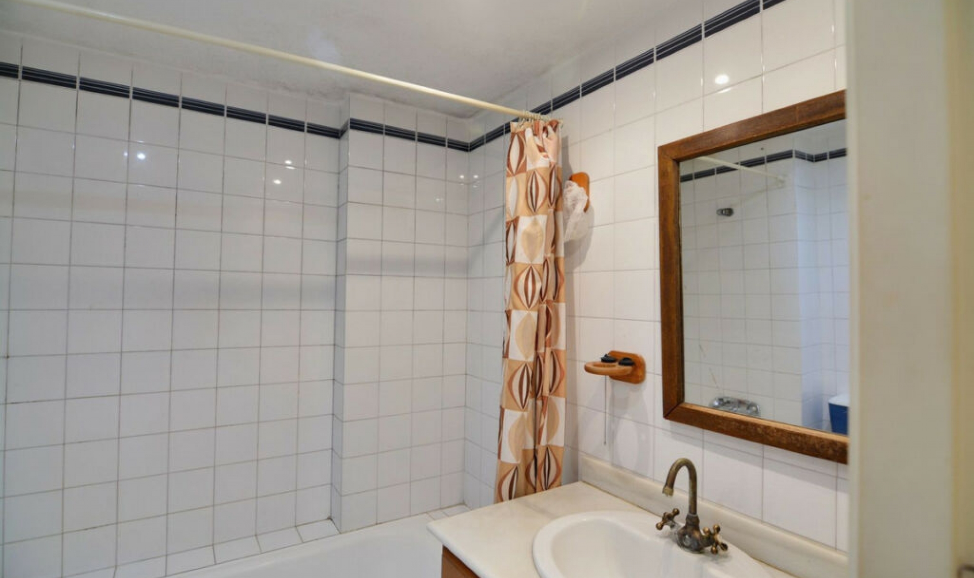 Resale - House -
Fuengirola