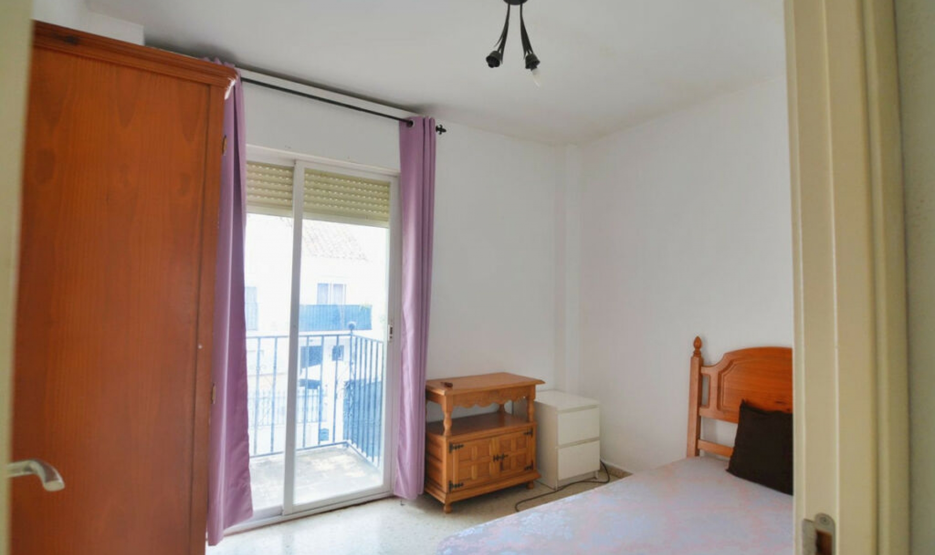 Resale - House -
Fuengirola