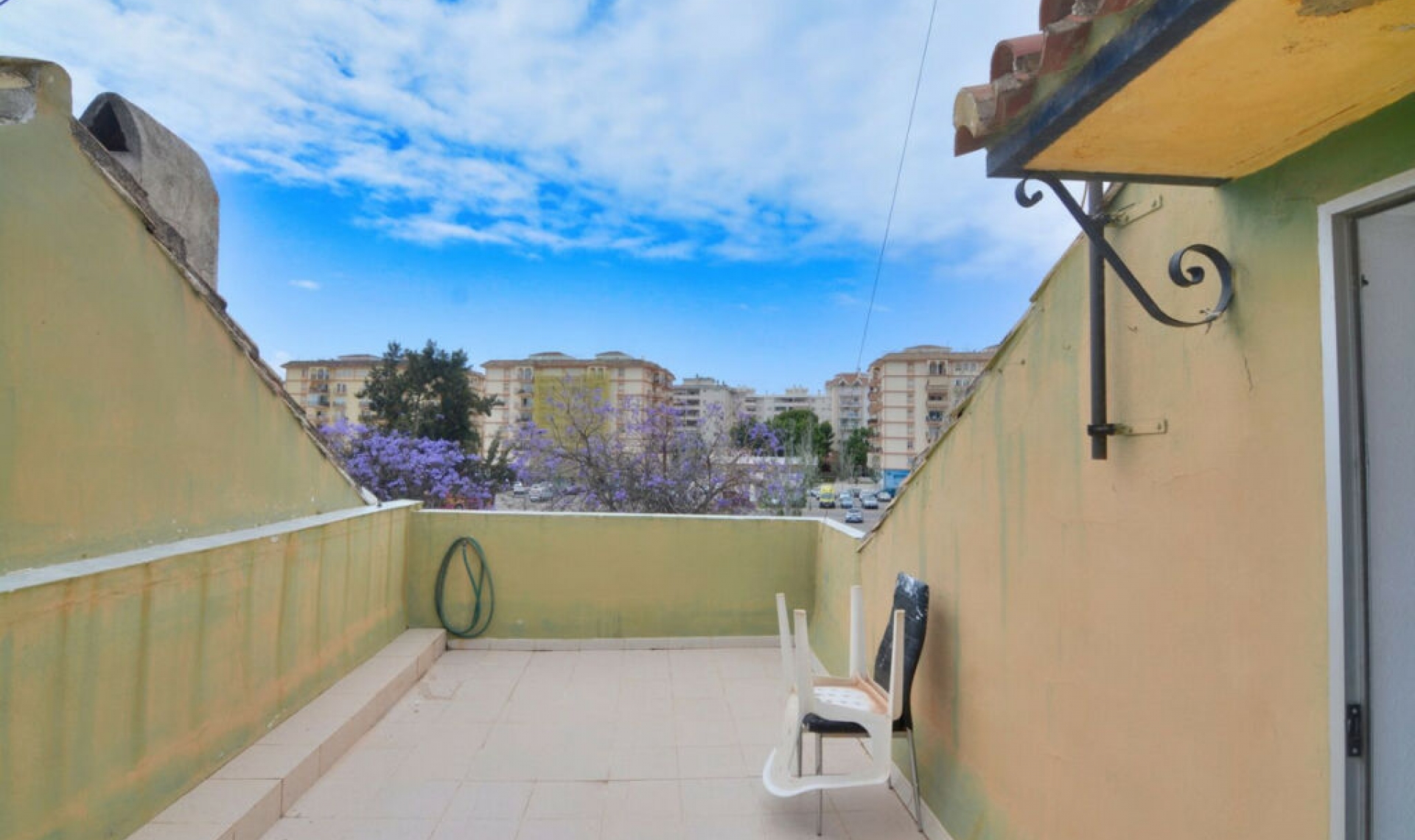 Resale - House -
Fuengirola