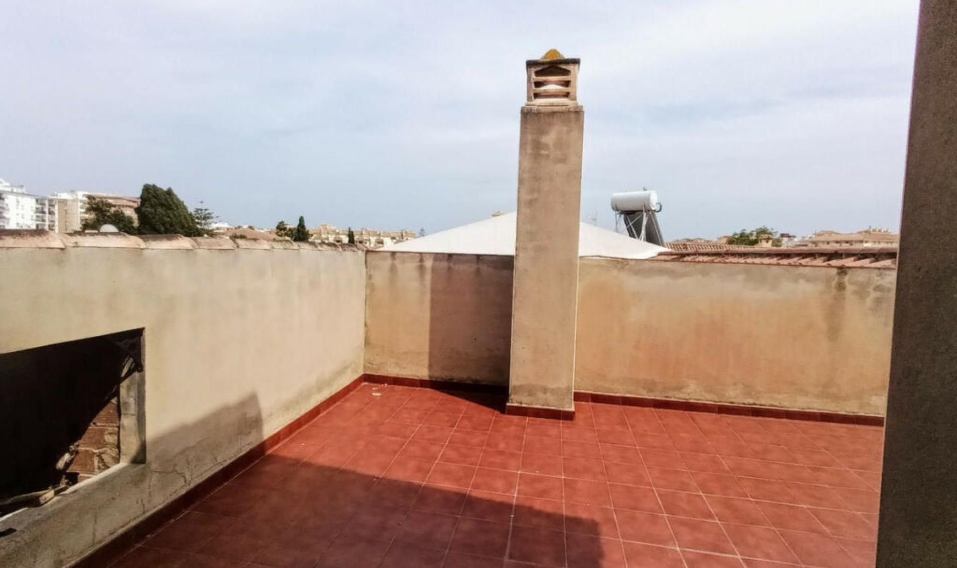 Resale - House -
Fuengirola