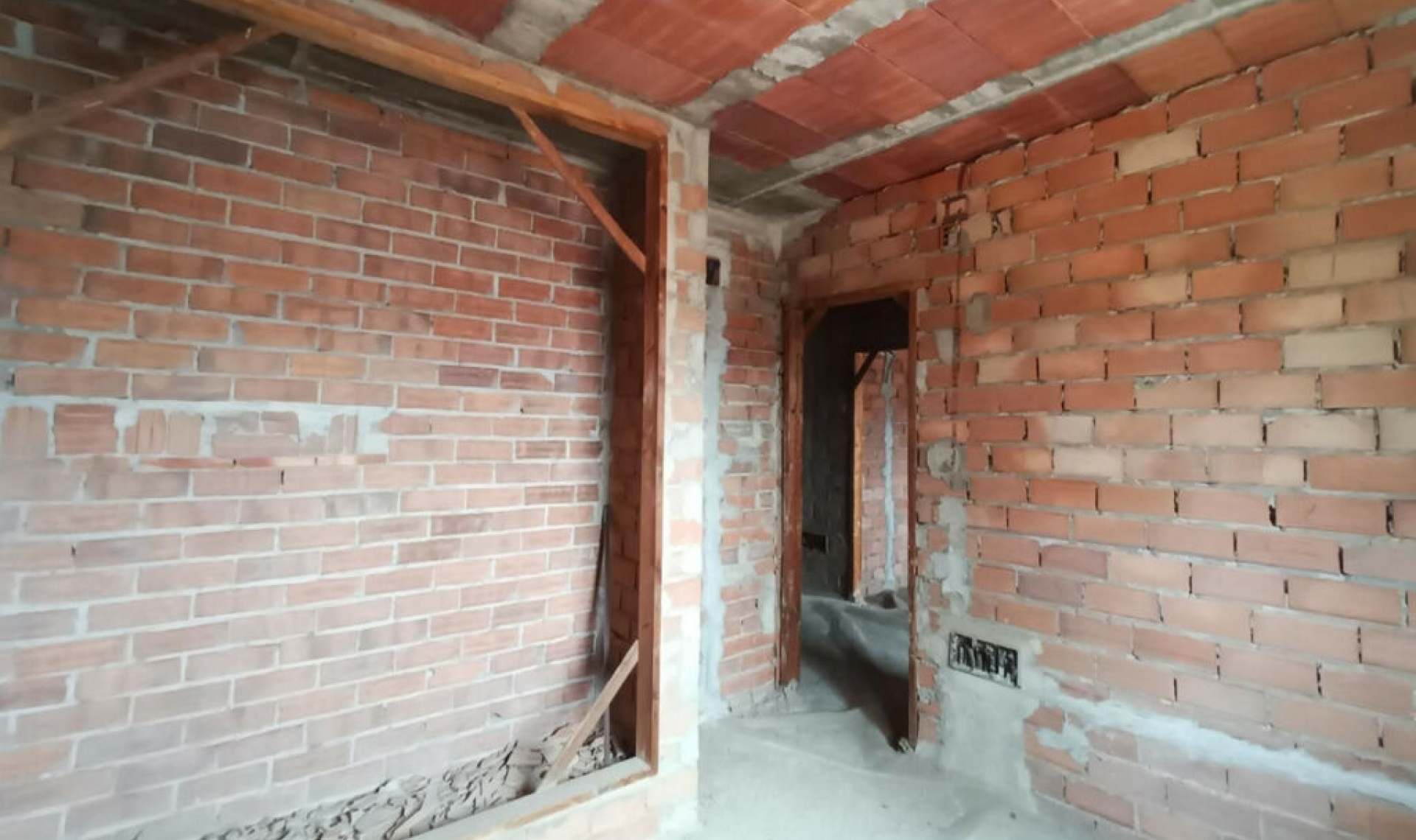 Resale - House -
Fuengirola