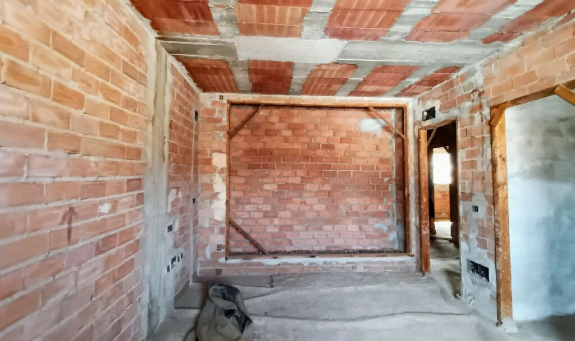 Resale - House -
Fuengirola