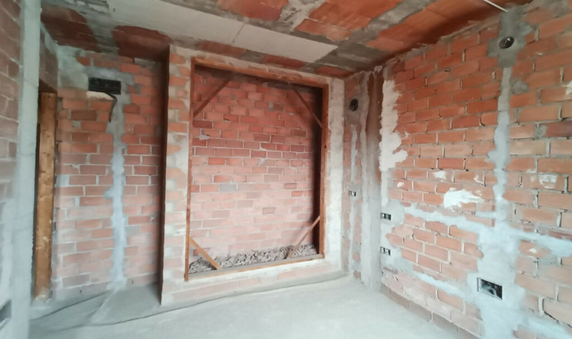 Resale - House -
Fuengirola
