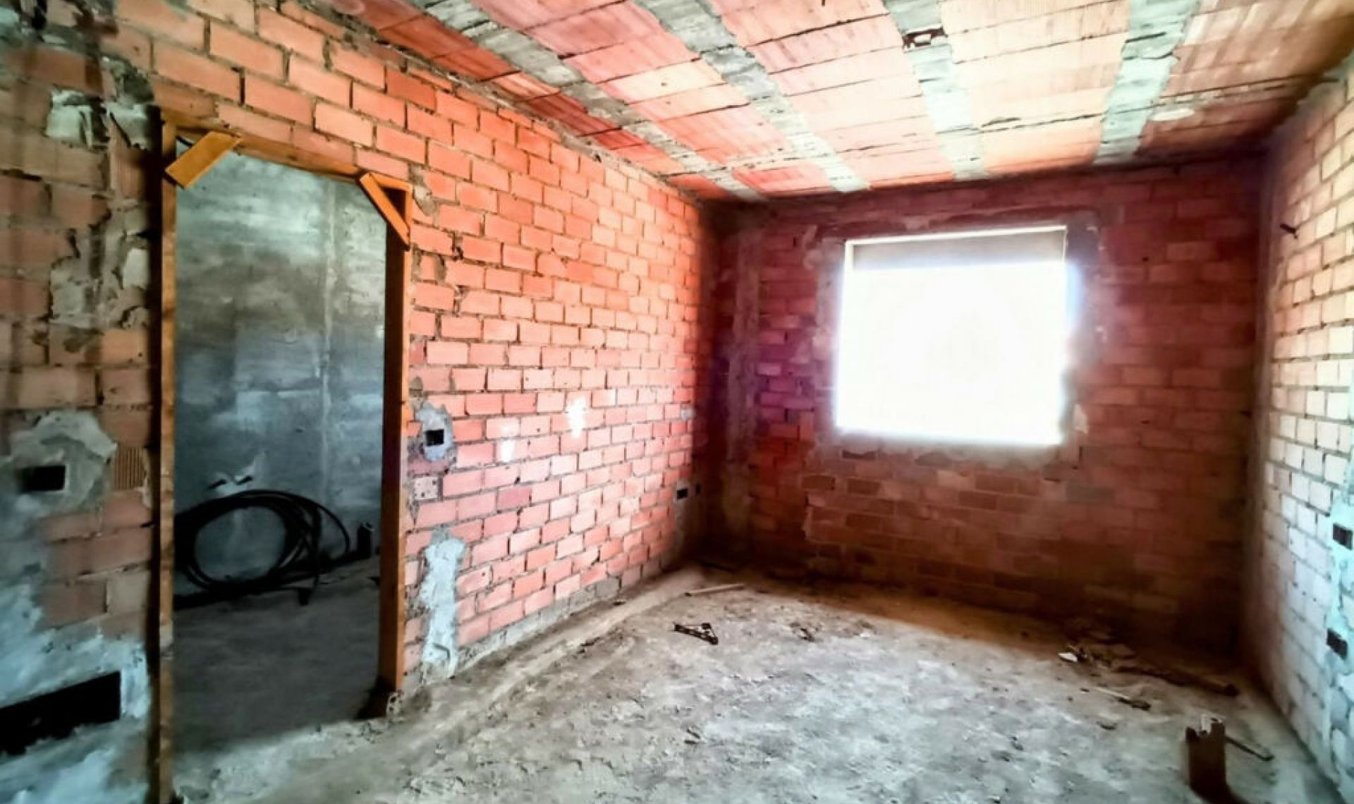 Resale - House -
Fuengirola