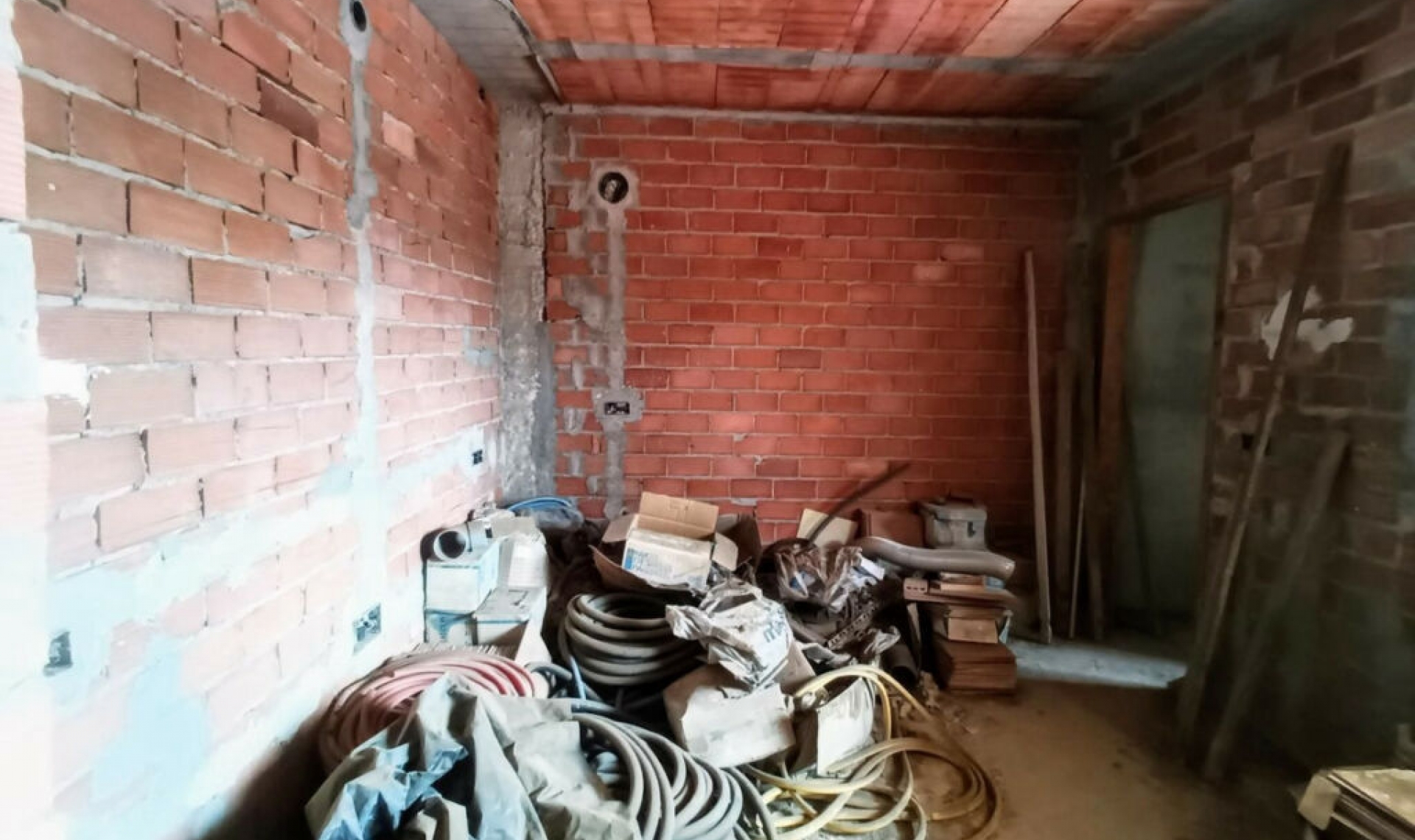 Resale - House -
Fuengirola