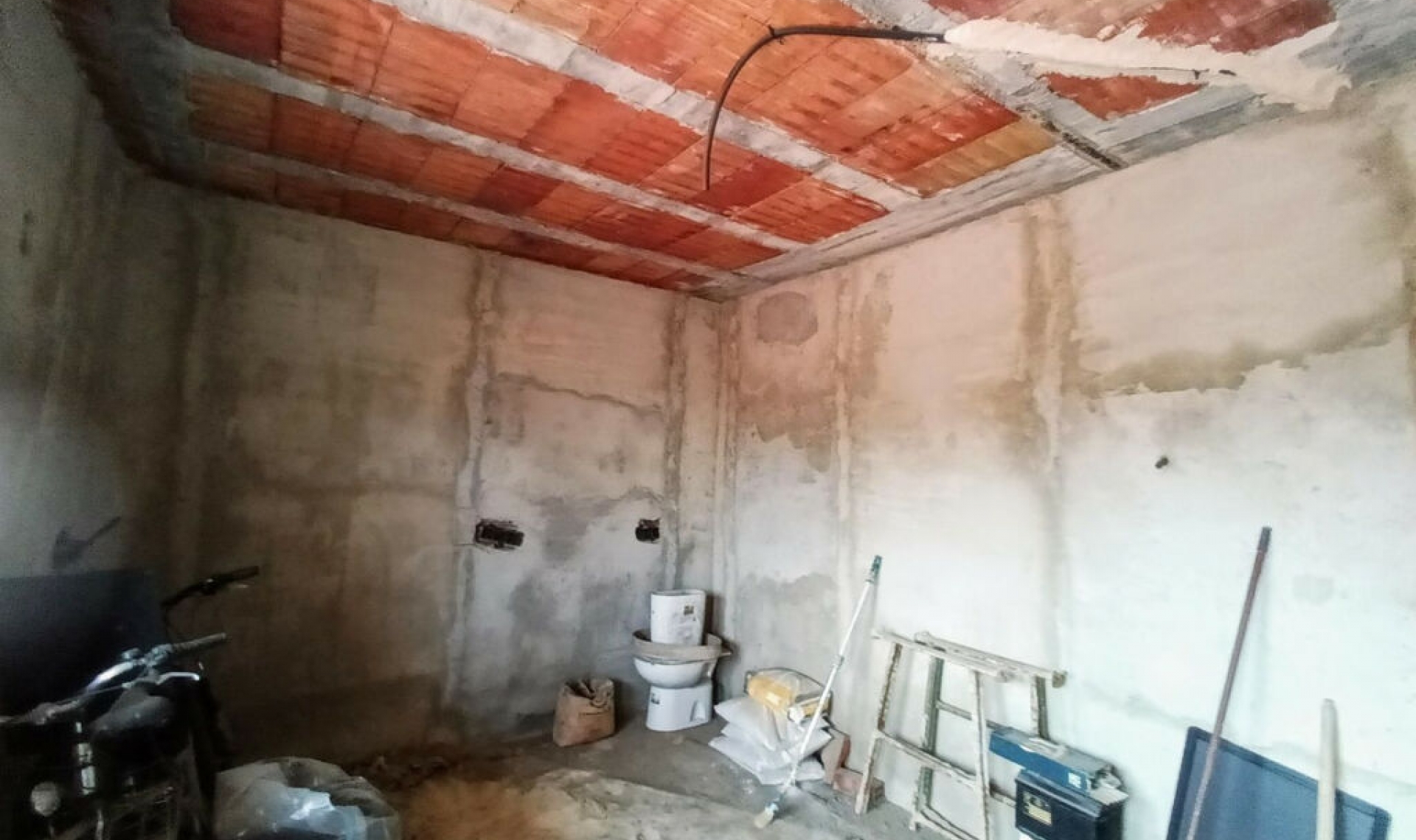 Resale - House -
Fuengirola