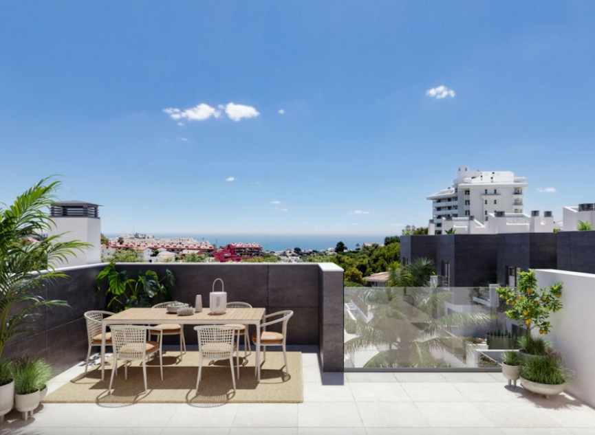Resale - House -
Fuengirola