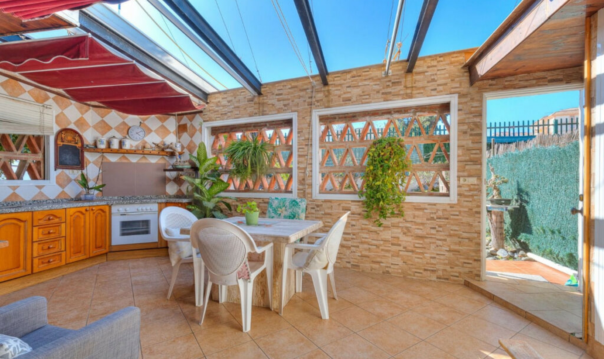 Resale - House -
Fuengirola