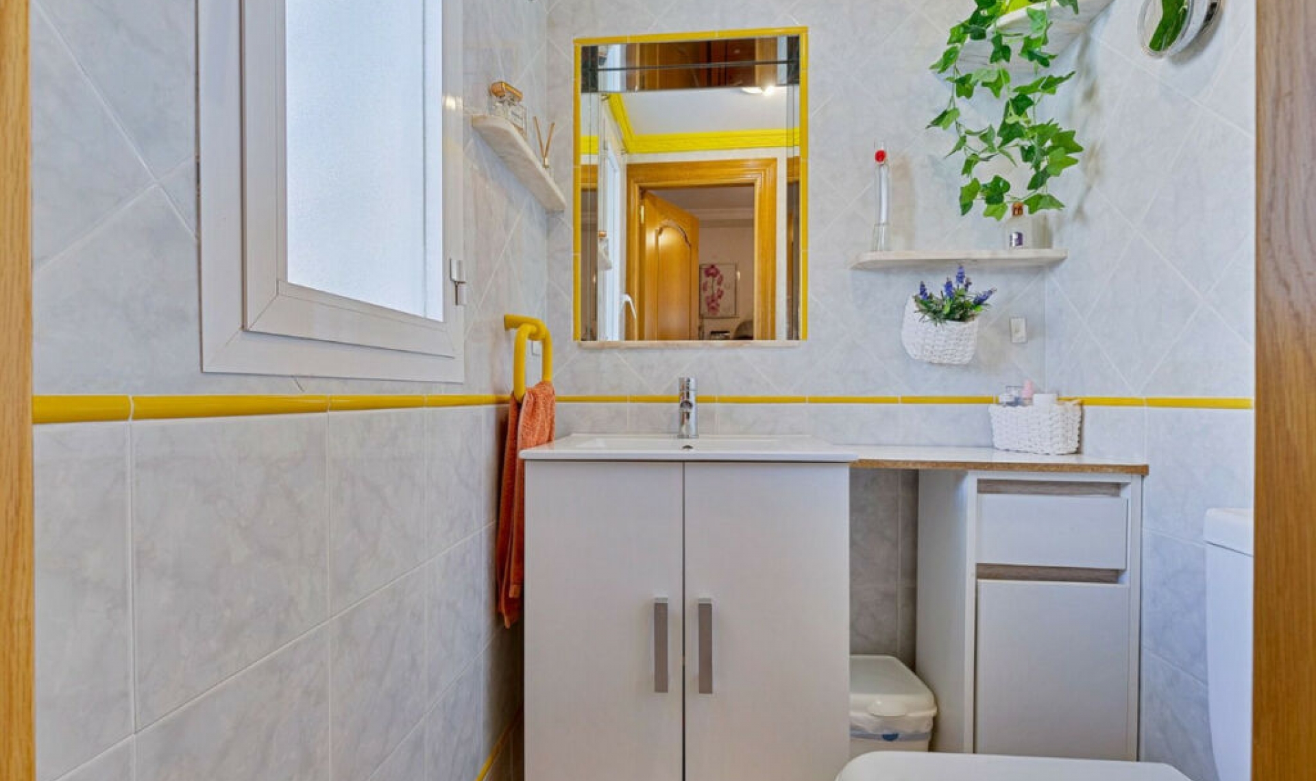 Resale - House -
Fuengirola