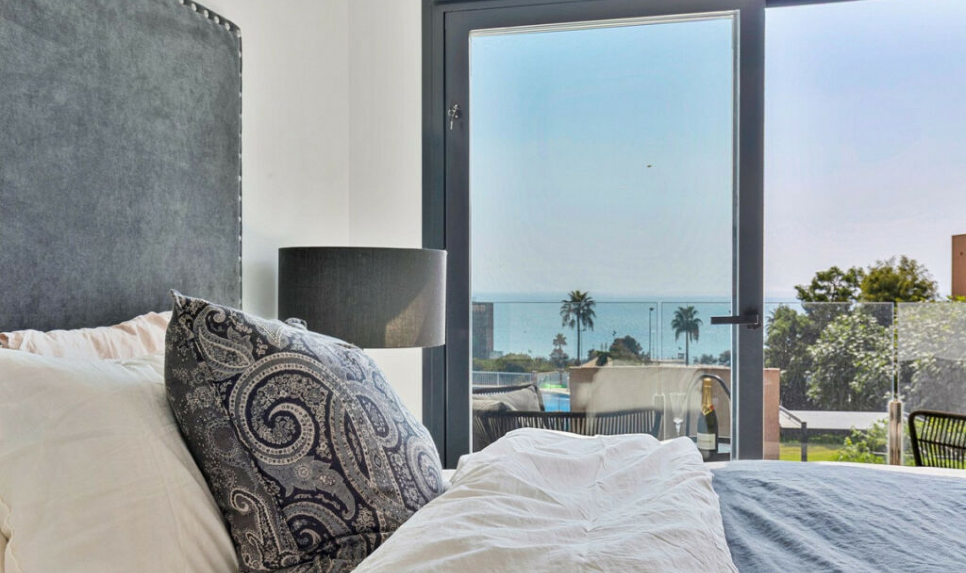 Resale - House -
Fuengirola